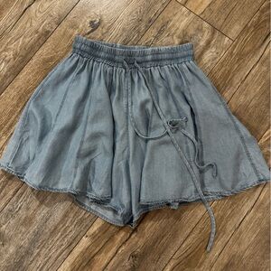 Heartloom Light Grey Elastic-Waist Flowy Shorts